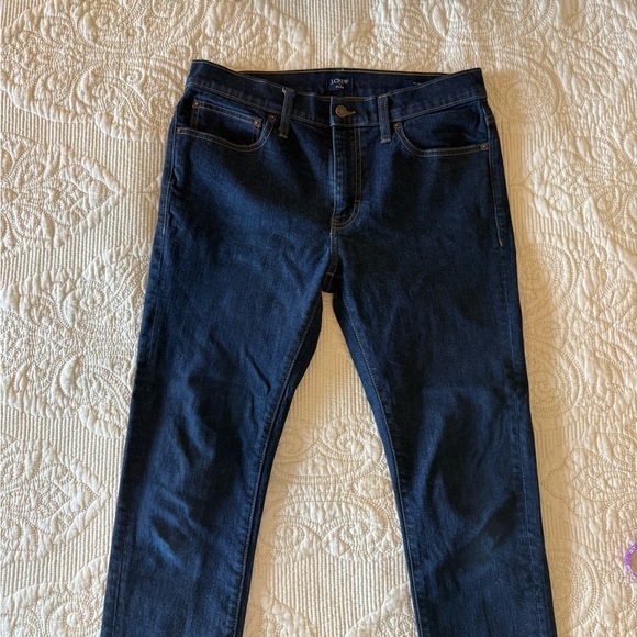 J. Crew Denim - J. Crew Straight Leg Flex Jeans Dark Wash 31 / 30